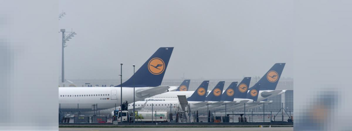 Lufthansa To Freeze Hiring For Cutting Costs