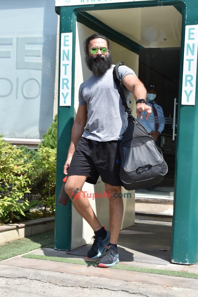 Actor Navdeep Spotted at Gym