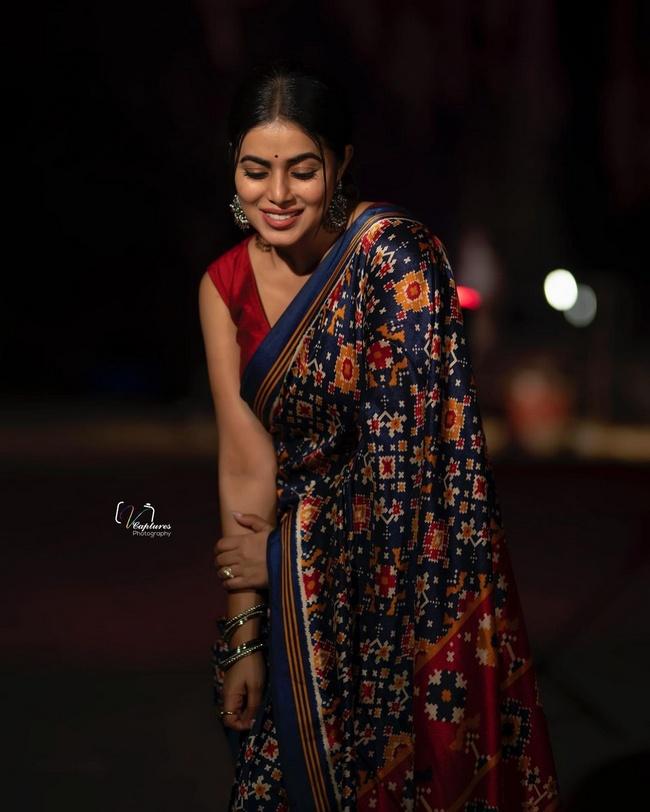 Actress Poorna New Latest Photo Shoot in Saree | Tupaki English