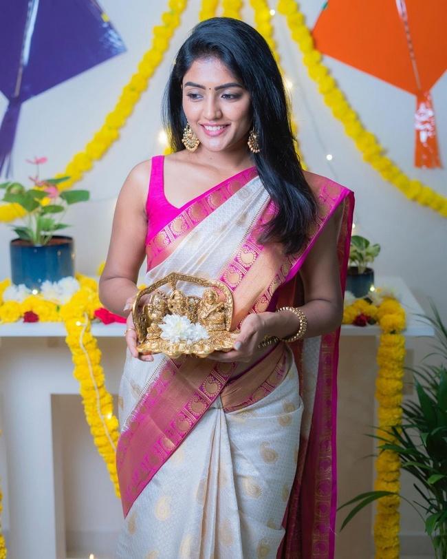 Eesha Rebba Traditional Looks in White Saree