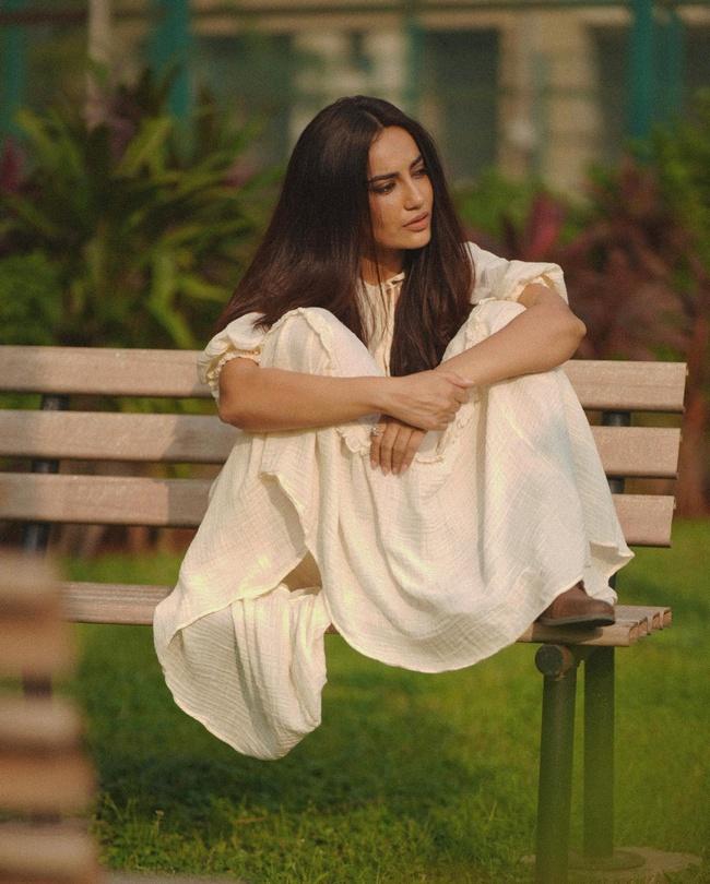 Surbhi Jyoti Beautiful Pictures in White Dress