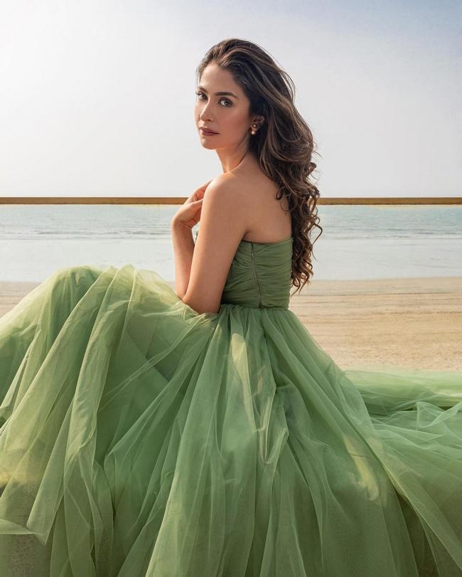 Malvika Raaj Delighful Photoshoot In Green Dress