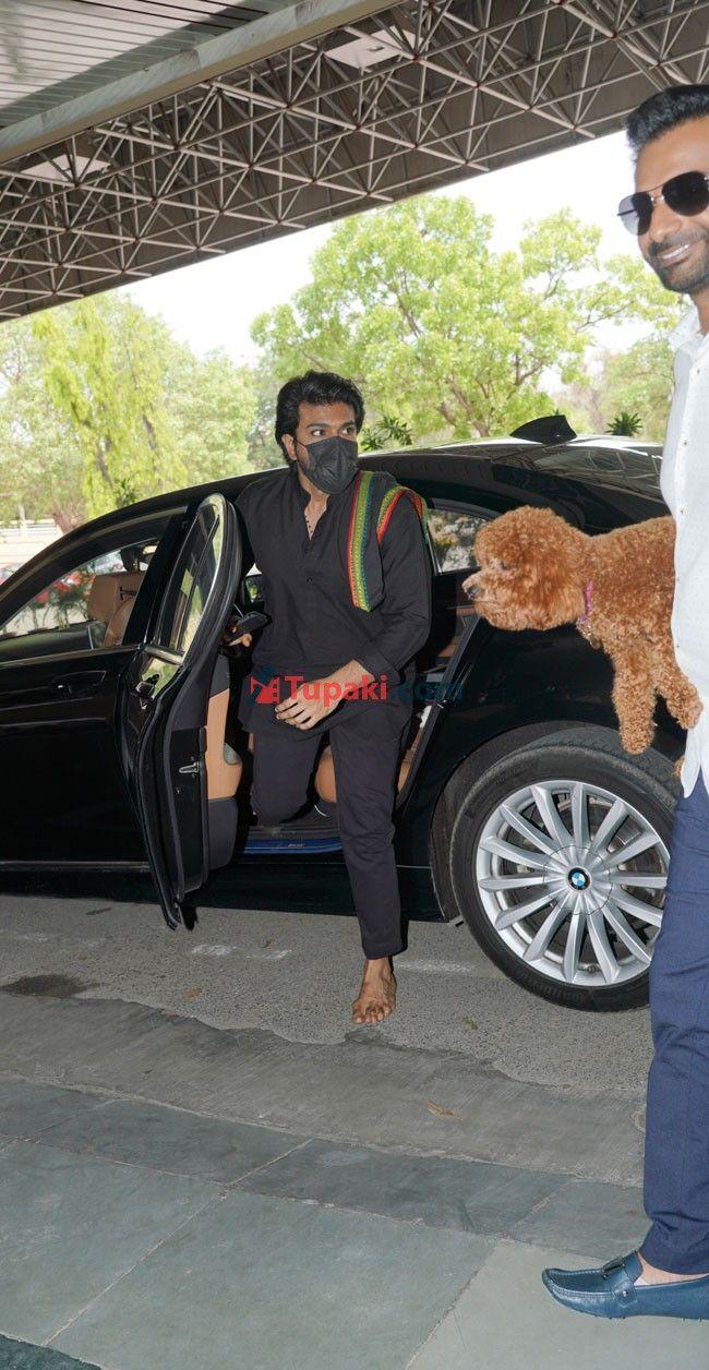 Ram charan off to vizag for Rc15 shoot