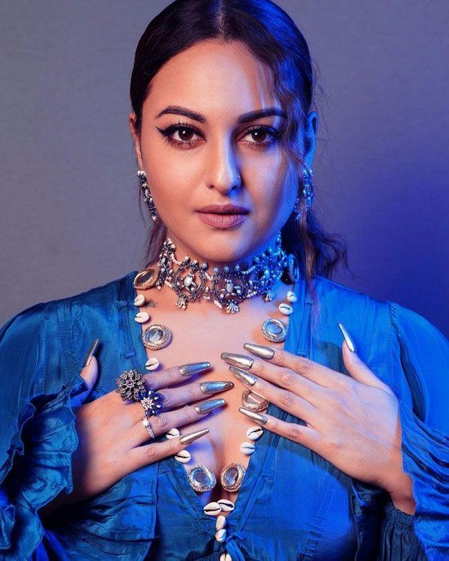 Stunning Sonakshi Sinha In Blue