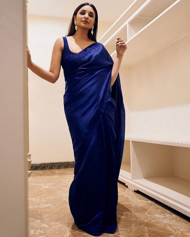 Parineeti Chopra Shines Bright In Designer Outfit