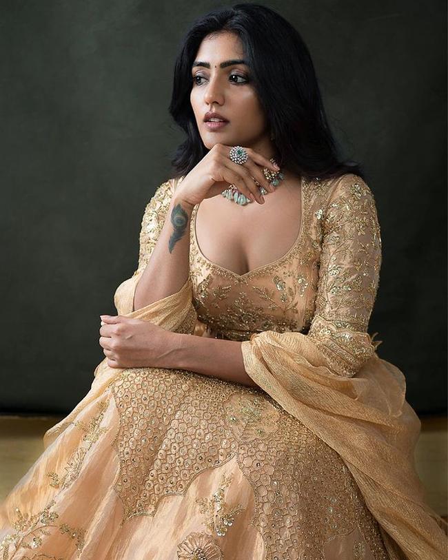 Eesha Rebba Takes over Hearts with her Ravishing Look