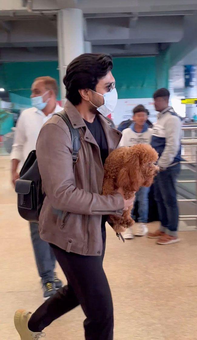 Ram Charan And Upasana Spotted At Hyderabad Airport