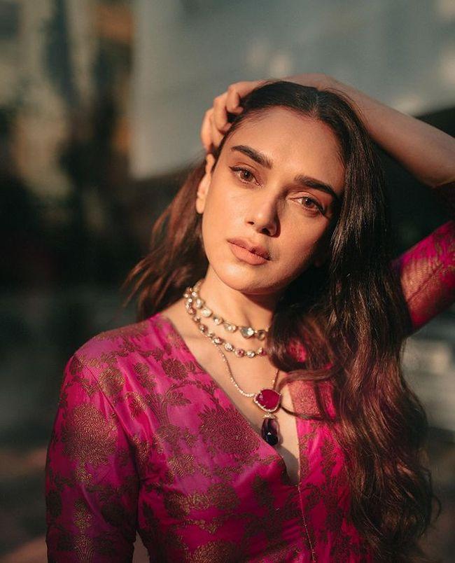 Flawless Looks Of Aditi Rao Hydari In Pink