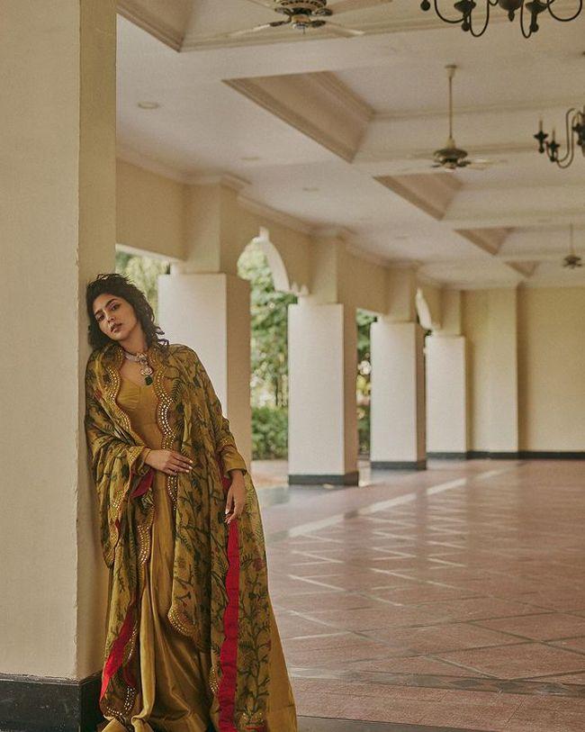 Aishwarya Lekshmi Lovely Clicks In Regal Dress