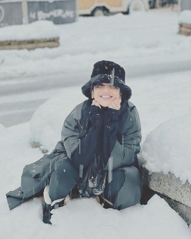 Shruti Haasan Enjoying Her Time In Snow