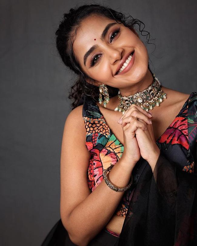 Adorable Anupama Lovely Looks In Black Dress