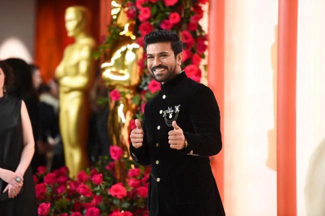 Ram Charan And Upasana At Oscars