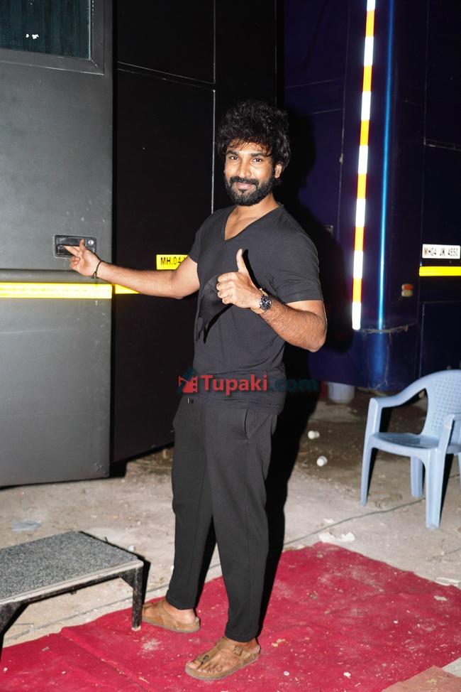 Actor Aadhi Pinishetty Post Shoot in Hyderabad