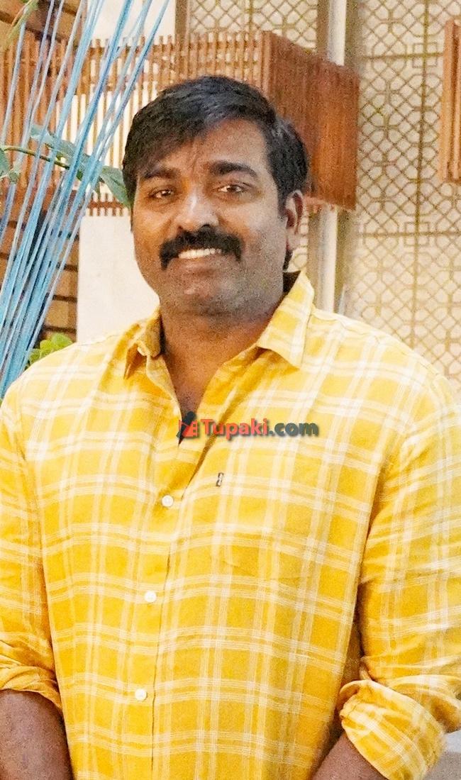 Vijay Sethupathi Papped Post Wrapping First Schedule of Micheal in Hyd