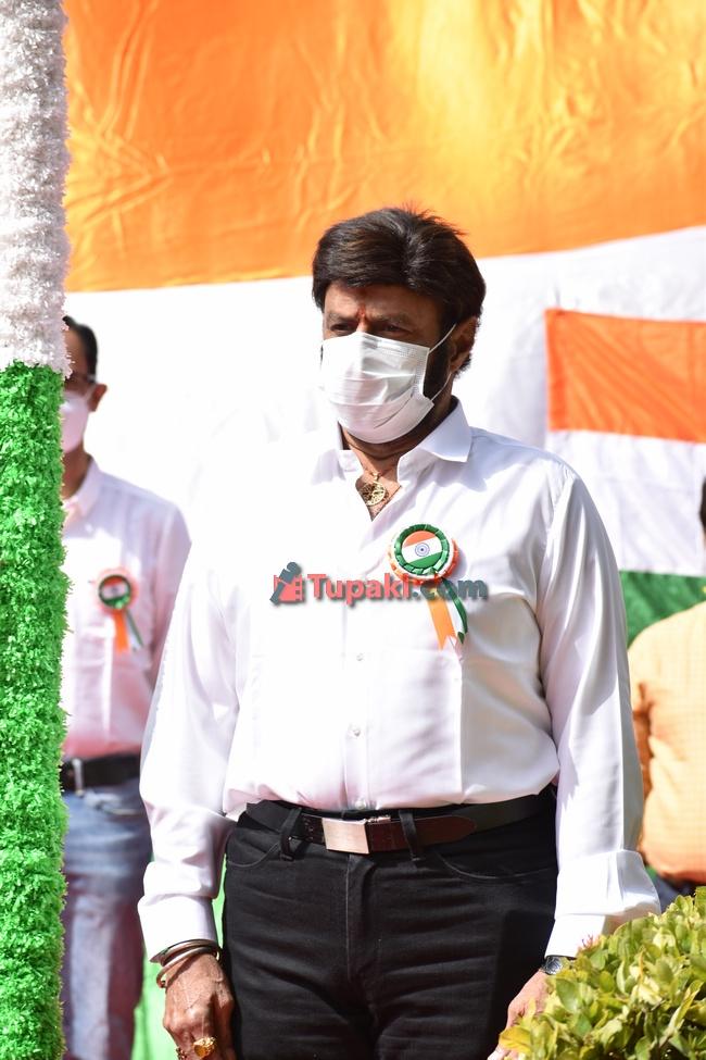 Balakrishna Snapped Hoisting Flag in Hyderabad