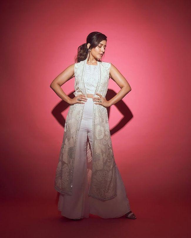 Staggering Poses Of Raashii Khanna In Designer White