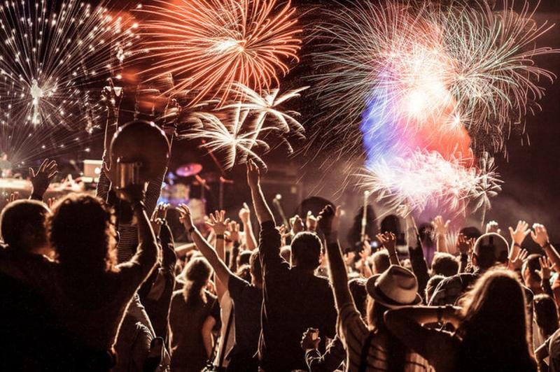 New Years Eve Party In Delhi Ring In The New Year With Your Squad At These 9 Rad Parties Happening In Delhi Ncr New Years Eve Party In Delhi Ring In The New Year With Your Squad At These 9 Rad Parties Happening In Delhi Ncr