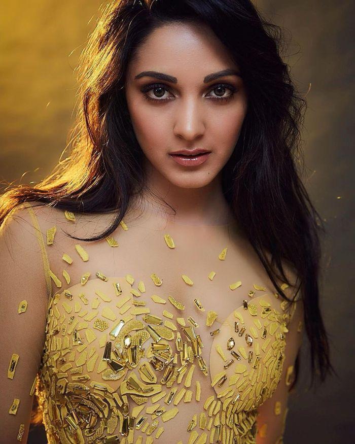 Pics: Kiara Advani Looks Hot | Gulte - Latest Andhra Pradesh ...