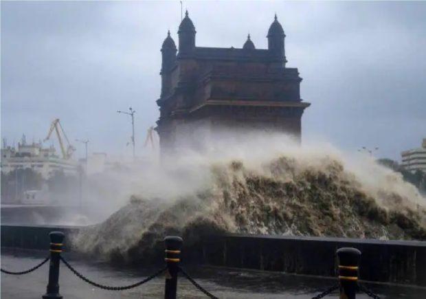 guj govt begins survey of losses in cyclone-hit areas | udayavani