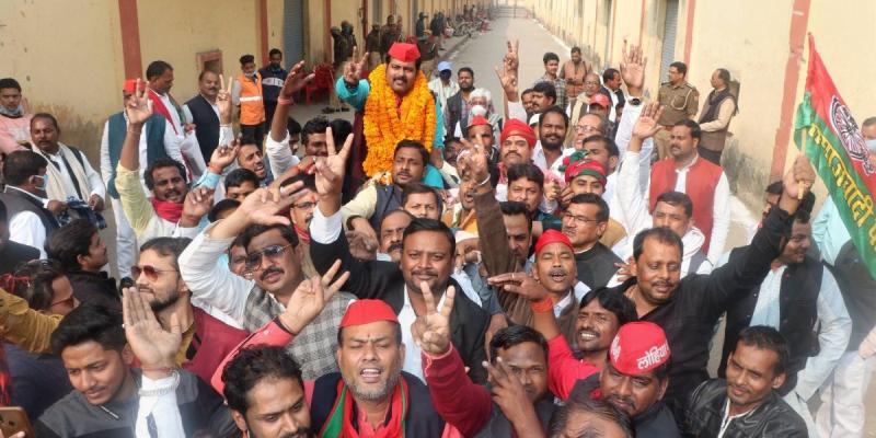 Up Mlc Polls Bjp Gets 5 Of 11 Seats Samajwadi Party Wins Big In Modi S Varanasi Mlc Graduation 2022