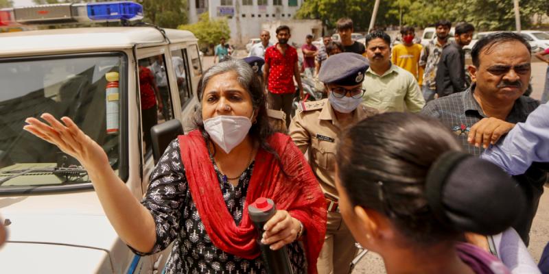 Teesta Setalvad Faces Arrest Again| Here’s What You Need To Know 88 ATS Officers Forcibly Entered Bedroom, Assaulted Me': Teesta Setalvad's Complaint After Her Arrest