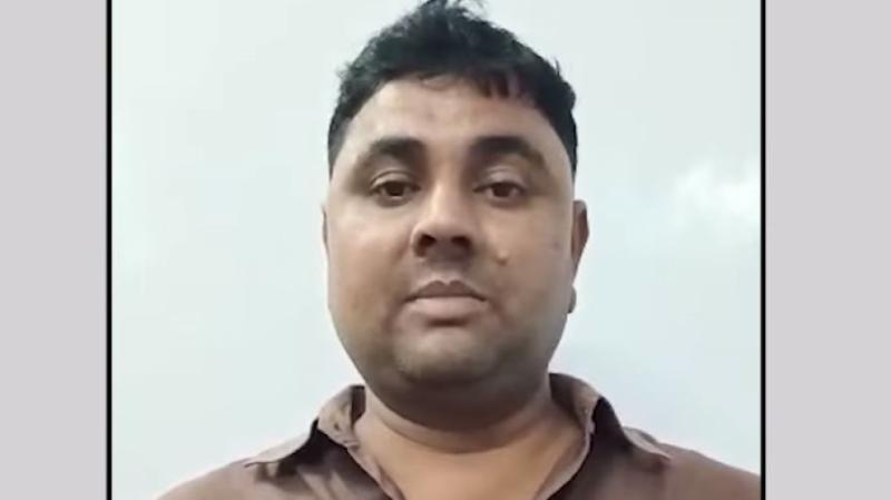 बलिया: धीरेंद्र सिंह ने जारी किया वीडियो; पकड़ क्यों नहीं पा रही पुलिस 