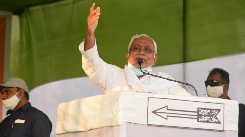 बिहार : सोमवार को मुख्यमंत्री पद की शपथ लेंगे नीतीश