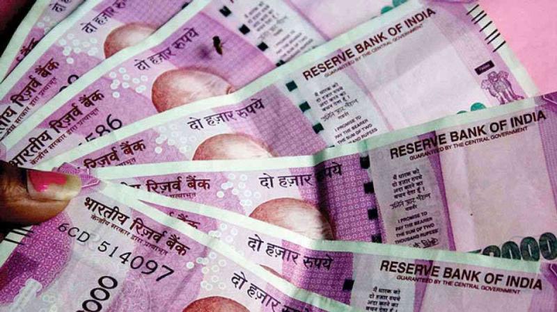 मोदी सरकार का यू-टर्न,  2,000 रुपये के नोट नहीं छापेगा रिज़र्व बैंक