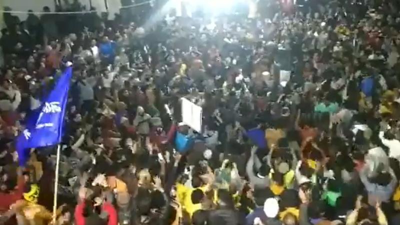 नागरिकता क़ानून : कमलनाथ सरकार ने प्रदर्शनकारियों पर भांजी लाठियां