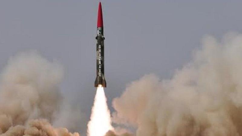 दुनिया के लिए चेतावनी है पाक की गज़नवी मिसाइल का परीक्षण