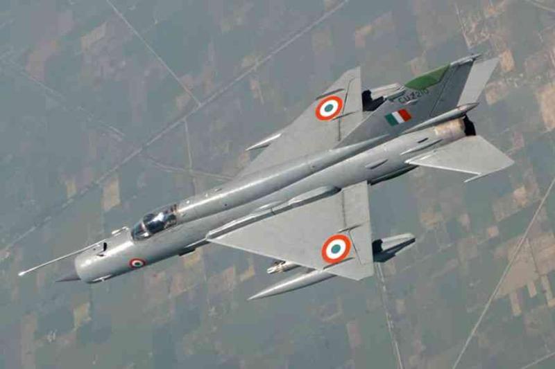 लद्दाख में भारतीय वायु सेना की लड़ाकू हवाई गश्त शुरू