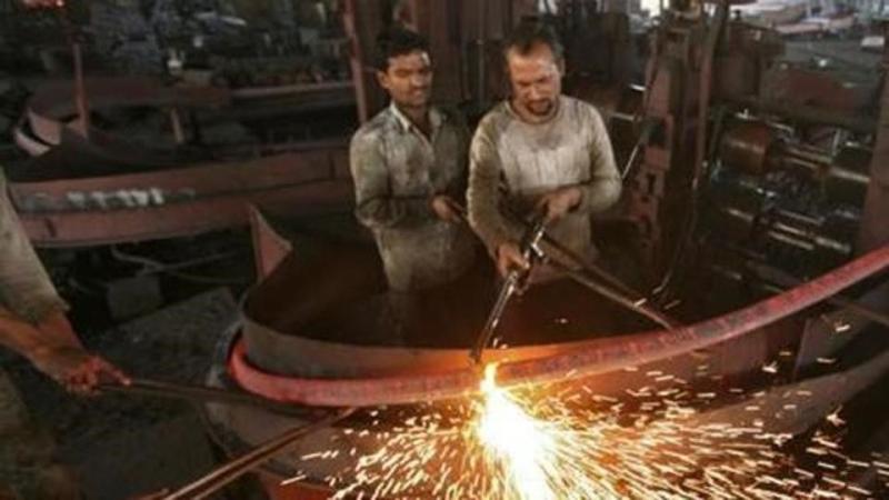 महाराष्ट्र की 70% कंपनियाँ कारखाना खोलने की शर्तें मानने को तैयार नहीं : सर्वे