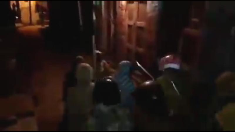 नागरिकता क़ानून: इटावा में पुलिस ने दौड़ा-दौड़ा कर महिलाओं को पीटा