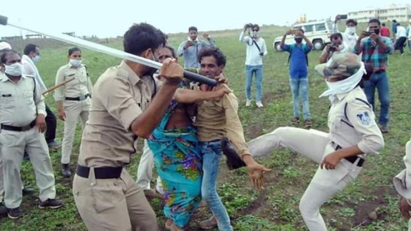 मप्र : दलित किसान की पिटाई मामले में छह पुलिसकर्मी सस्पेंड, राजनीति तेज
