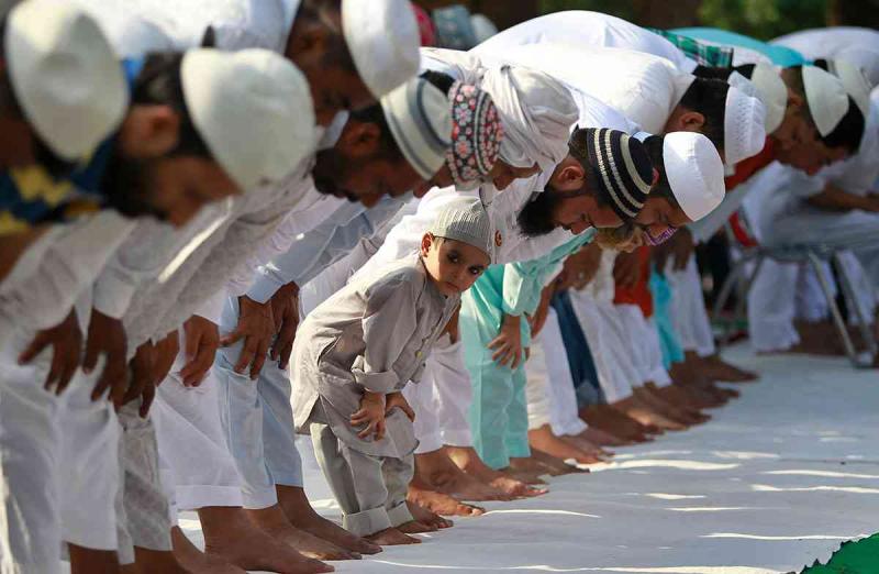 एनआरसी : मुसलमान बनवा रहे हैं पहचान पत्र, मसजिदों में खुले कैंप