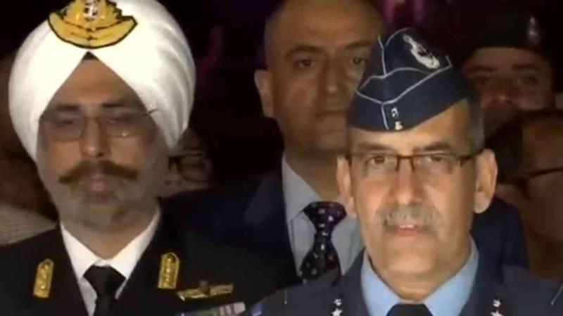 पाकिस्तान का दावा ग़लत, भारतीय वायु सेना ने कहा, पाक के निशाने पर थे सैनिक ठिकाने