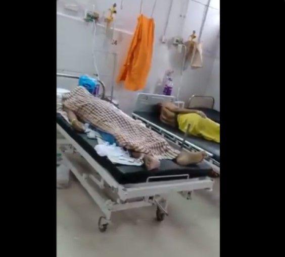 बिहार : कोरोना अस्पताल में रोगियों के बीच लाश, तेजस्वी ने वीडियो किया ट्वीट