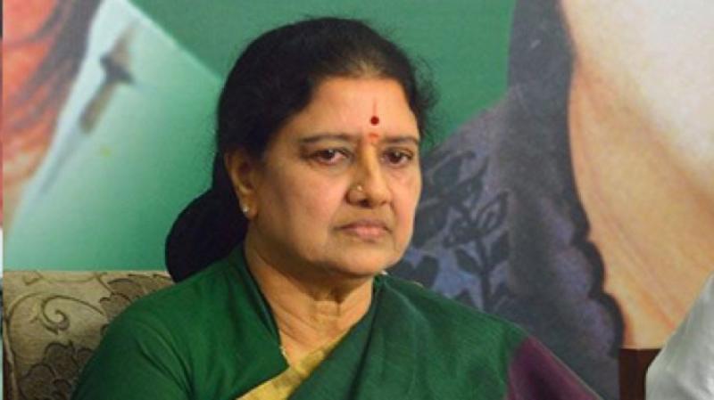 तमिलनाडु : शशिकला ने किया राजनीति छोड़ने का एलान
