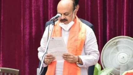 बसवराज बोम्मई ने ली कर्नाटक के मुख्यमंत्री पद की शपथ