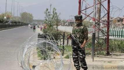 जम्मू कश्मीर के उरी में बड़ी घुसपैठ, इंटरनेट व मोबाइल सेवा बंद