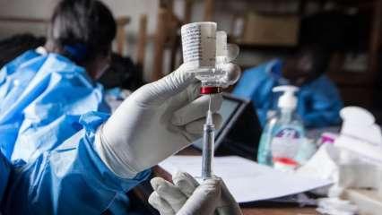 ओमिक्रॉन: भारत में वैक्सीन की बूस्टर खुराक पर फ़ैसला क्यों नहीं?
