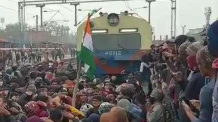 बिहार में बवाल के बाद रेलवे ने स्थगित की परीक्षा