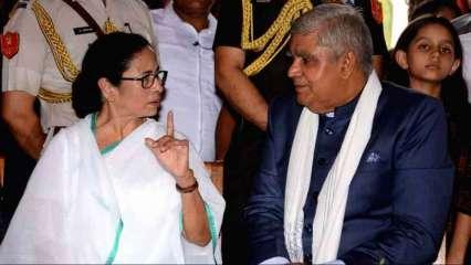 बंगाल में मुख्यमंत्री-राज्यपाल के बीच टकराव बढ़ा, ममता ने ट्विटर पर ब्लॉक किया