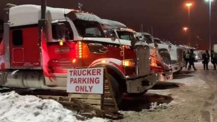 कोविड वैक्सीन विरोधी ट्रक ड्राइवरों के प्रदर्शन पर कनाडा के ओटावा में आपातकाल
