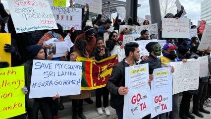 श्रीलंका : कई नए मंत्री नियुक्त, केंद्रीय बैंक के गवर्नर का इस्तीफ़ा