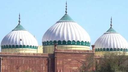 मथुरा विवाद: शाही ईदगाह मस्जिद को सील करने की मांग