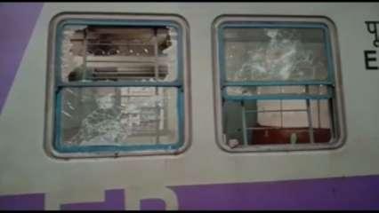 नूपुर विवादः पश्चिम बंगाल के कई इलाके हिंसा की चपेट में, ट्रेन पर पथराव