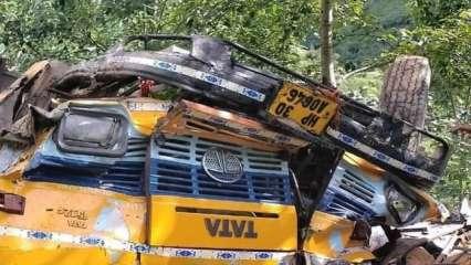 हिमाचल: कुल्लू में बस खाई में गिरी, बच्चों सहित 16 की मौत