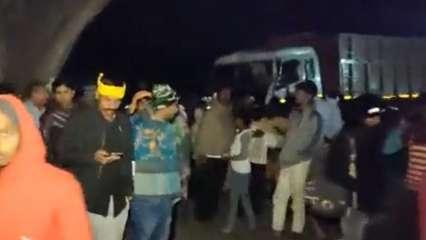 बिहार: वैशाली में पूजा कार्यक्रम में घुसा ट्रक, 12 लोगों की मौत