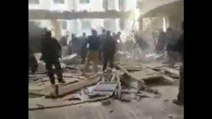 पाक के पेशावर में मसजिद धमाके में 83 की मौत, 100 घायल
